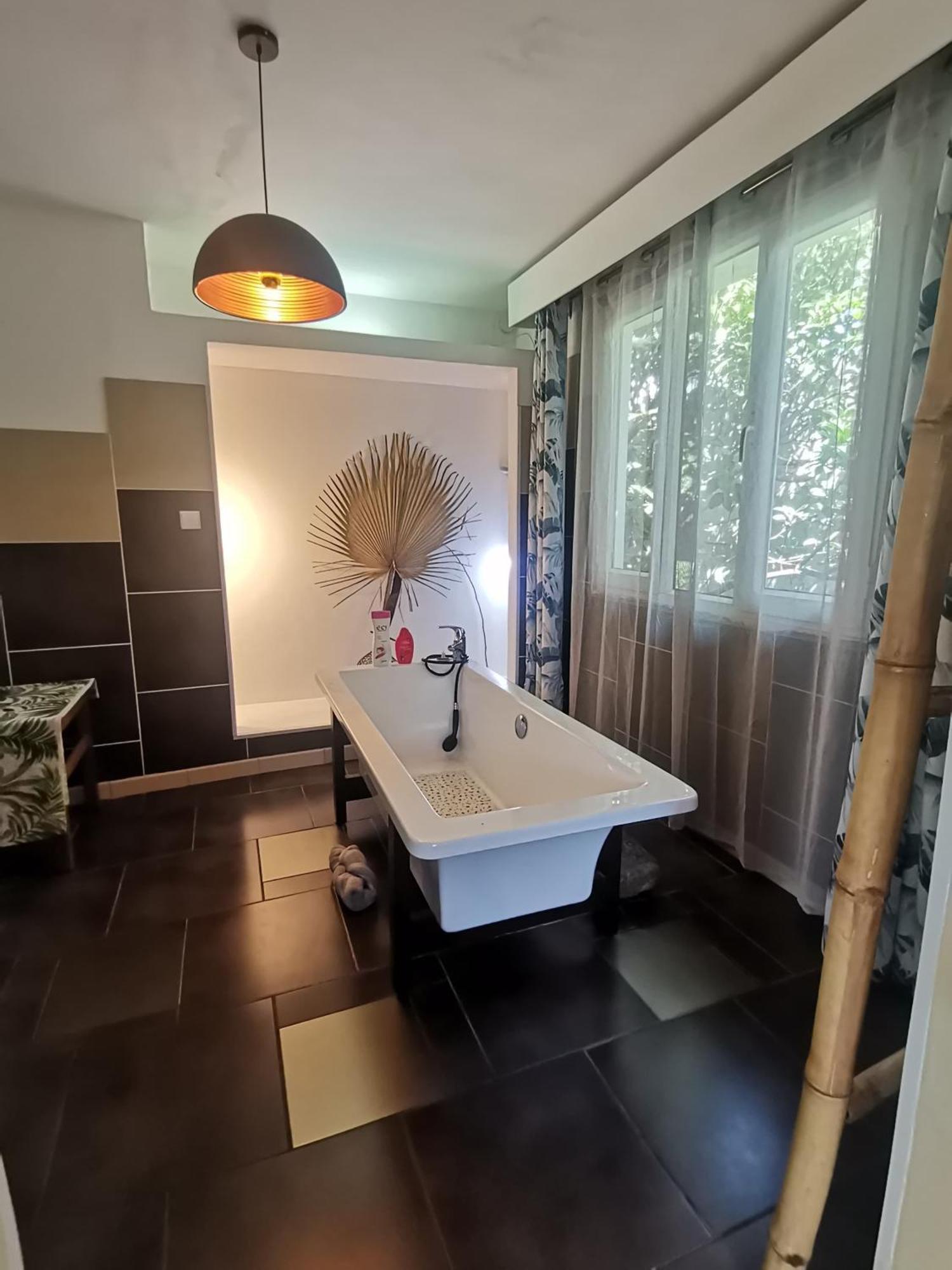 Modern Apartment/3Bedrooms/2Bathrooms/Rooftop/Jacuzzi Pointe aux Sable Exterior foto